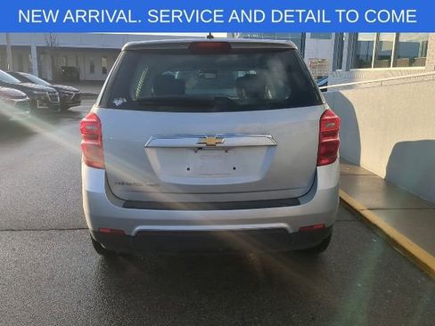 Used 2017 Chevrolet Equinox LS image 5