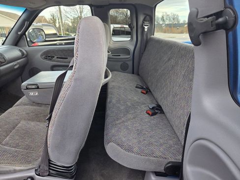 Used 2000 Dodge Ram 1500 Truck SLT image 14