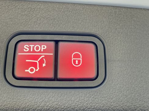 New 2026 Mercedes-Benz GLC 300 GLC 300 SUV image 12