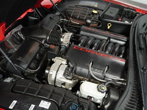 Used 1997 Chevrolet Corvette Coupe w/ Memory Pkg image 29