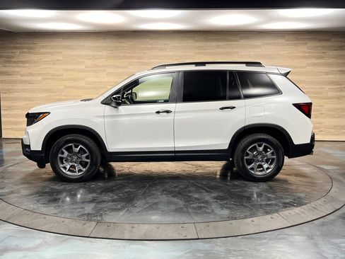 Used 2023 Honda Passport TrailSport image 21