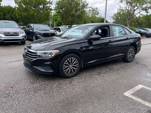 Used 2021 Volkswagen Jetta S FWD image 3