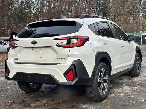 Used 2024 Subaru Crosstrek 2.0i Premium image 15