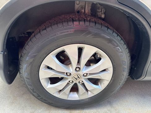 Used 2013 Honda CR-V EX image 31