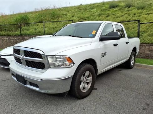 Used 2023 RAM 1500 Classic SLT w/ Trailer & Traction Group AWD/4WD image 10