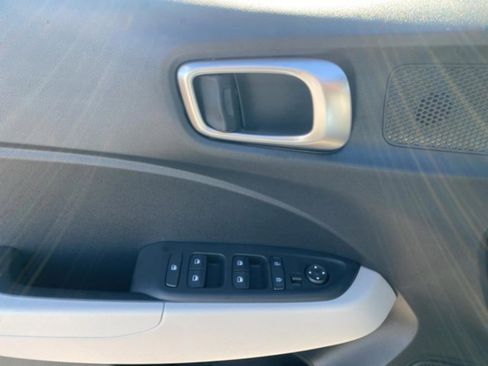 New 2026 Hyundai Venue SEL image 14