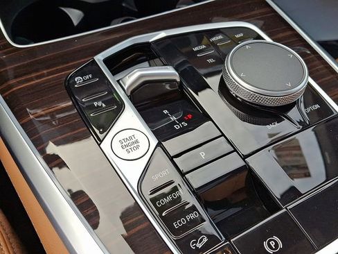 New 2026 BMW X5 xDrive40i w/ Premium Package image 12