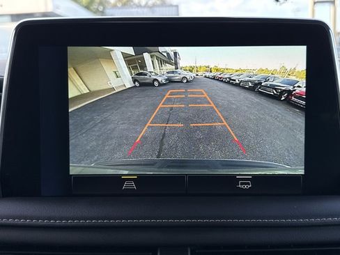 Used 2023 Chevrolet Suburban Premier AWD/4WD image 9