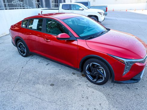 Used 2025 Kia K4 EX FWD image 6