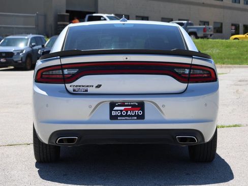 Used 2023 Dodge Charger SXT w/ Blacktop Package AWD/4WD image 10
