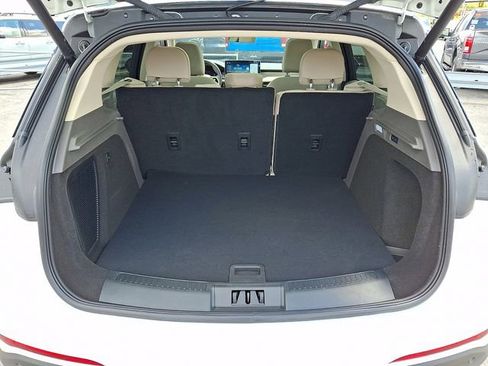 Used 2023 Lincoln Corsair AWD w/ Equipment Group 101A image 29
