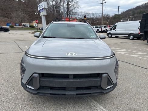 Used 2024 Hyundai Kona SEL image 2