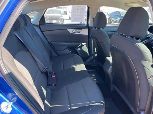 Used 2023 Kia Forte LXS image 38