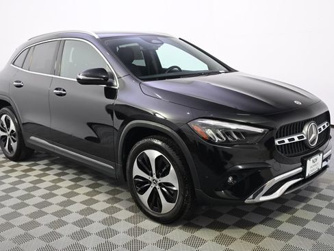 Used 2025 Mercedes-Benz GLA 250 4MATIC image 6