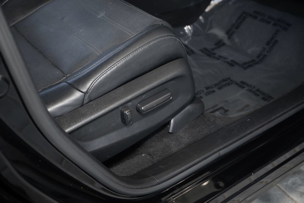 Used 2022 Honda CR-V EX-L image 44