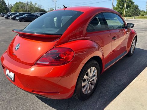 Used 2016 Volkswagen Beetle 1.8T S FWD image 5