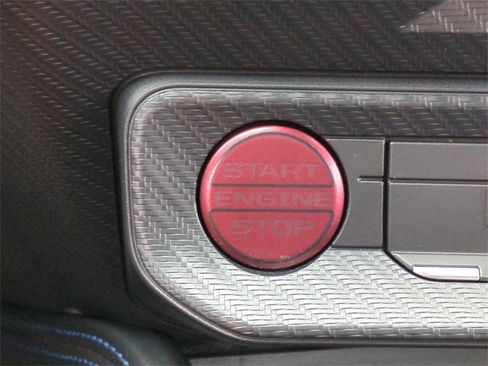 Used 2025 Ford Mustang Dark Horse image 33