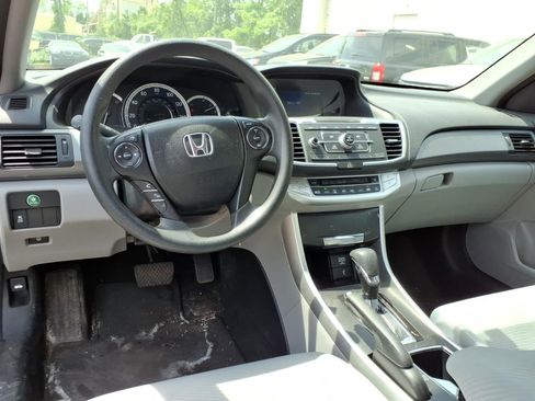 Used 2014 Honda Accord LX image 12