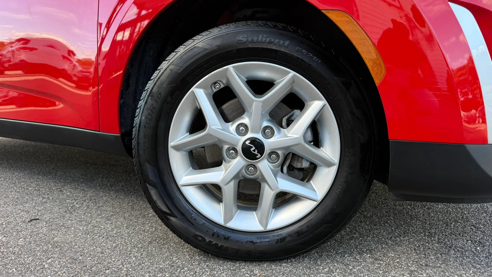 Used 2024 Kia Soul LX w/ LX Technology Package FWD image 31