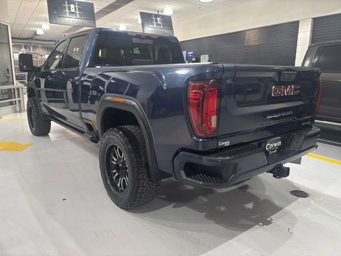 Used 2023 GMC Sierra 2500 AT4 w/ AT4 Premium Plus Package AWD/4WD image 4