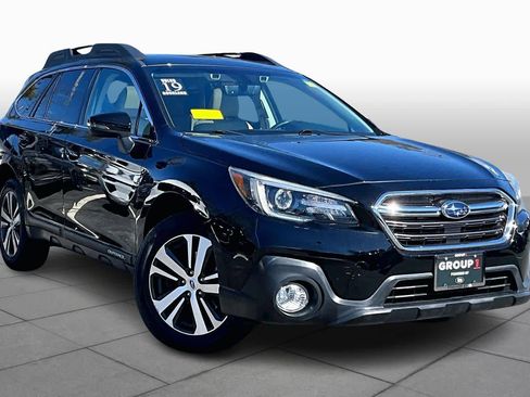 Used 2019 Subaru Outback 3.6R Limited image 3