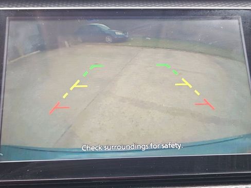 Used 2021 Nissan Kicks SV image 32