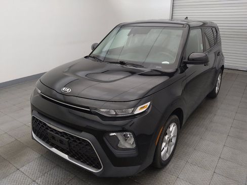 Used 2021 Kia Soul S FWD image 15