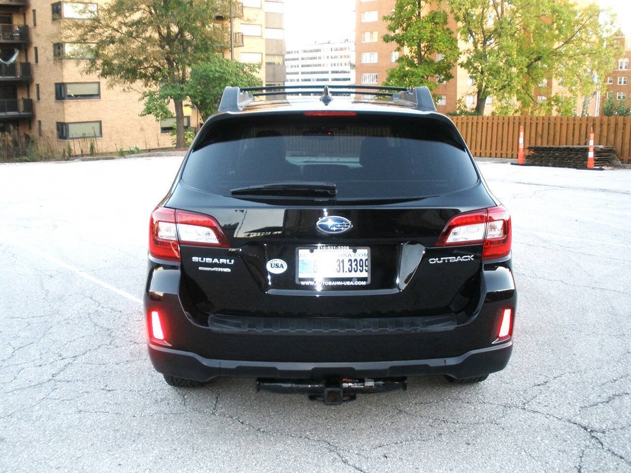Used 2016 Subaru Outback 2.5i Limited AWD/4WD image 10