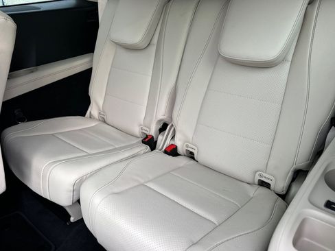 Certified 2025 Mercedes-Benz GLS 450 GLS 450 4MATICﾮ image 17