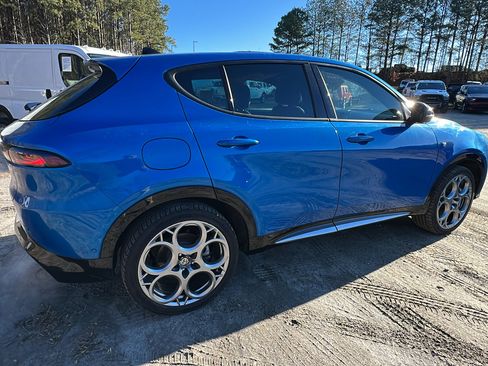 Used 2024 Alfa Romeo Tonale Ti image 8