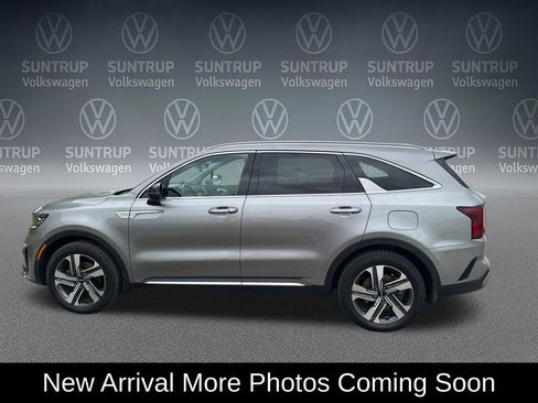 Used 2022 Kia Sorento SX AWD/4WD image 2