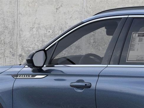 New 2026 Lincoln Corsair Premiere image 20