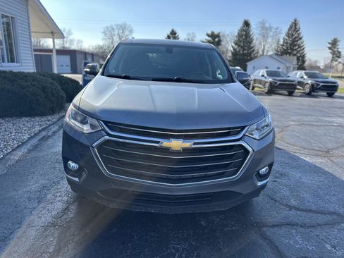 Used 2018 Chevrolet Traverse LT image 2