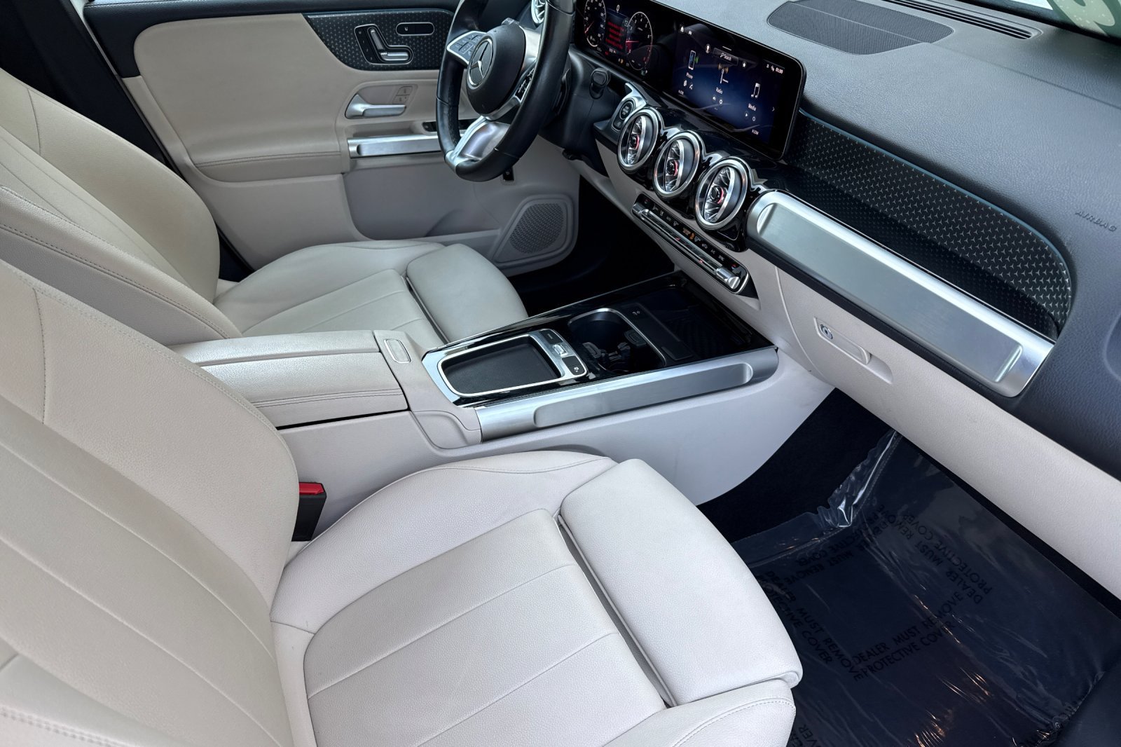 Used 2024 Mercedes-Benz GLB 250 image 20
