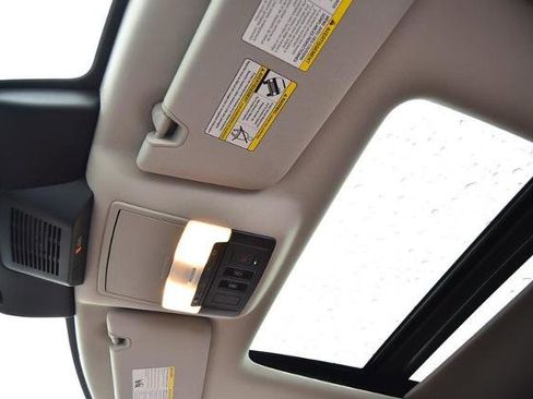 New 2025 Nissan Pathfinder Platinum image 26