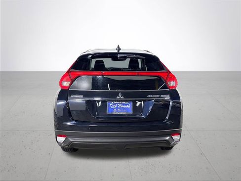 Used 2019 Mitsubishi Eclipse Cross ES image 7