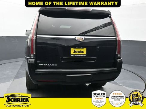 Used 2020 Cadillac Escalade Premium Luxury image 5