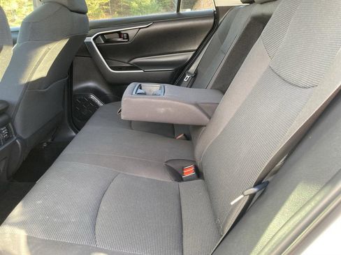 Used 2024 Toyota RAV4 LE image 11