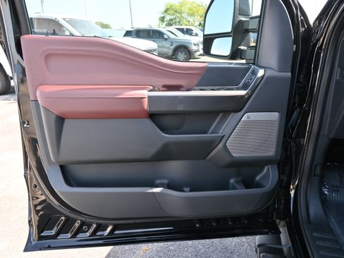 Used 2023 Ford F150 Lariat w/ Equipment Group 502A High AWD/4WD image 10