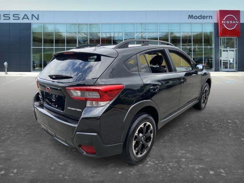 Used 2022 Subaru Crosstrek 2.0i AWD/4WD image 5