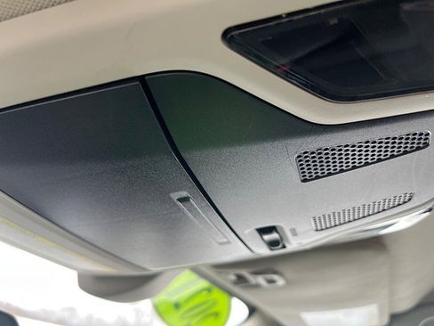 Used 2021 Subaru Outback image 32