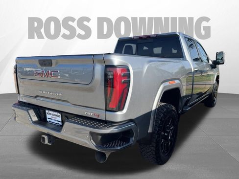Used 2024 GMC Sierra 2500 AT4 w/ AT4 Premium Plus Package AWD/4WD image 4