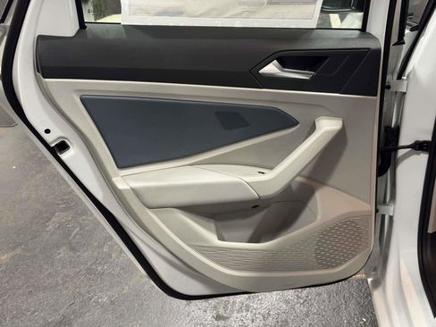 New 2026 Volkswagen Jetta SE image 11