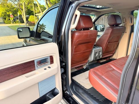 Used 2013 Ford F150 King Ranch w/ King Ranch Luxury Pkg image 14