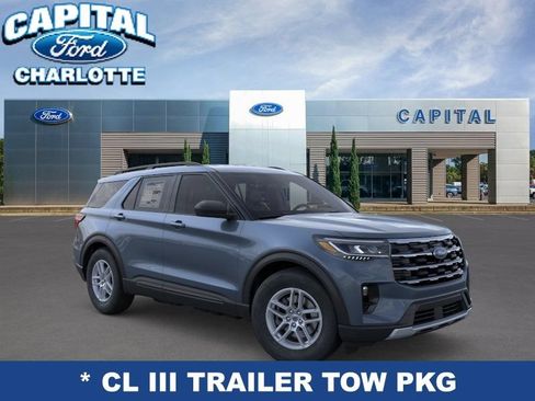New 2026 Ford Explorer Active w/ Active Comfort Package RWD image 8