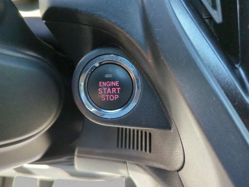 Used 2025 Subaru Forester Premium AWD/4WD image 25