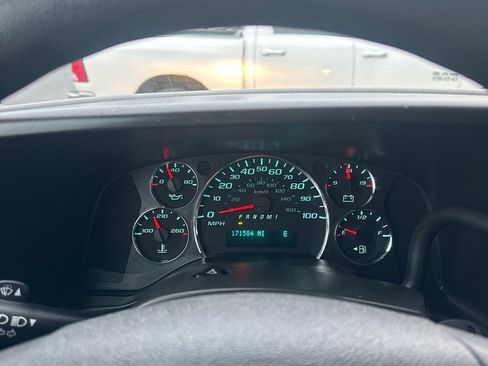 Used 2013 Chevrolet Express 3500 LT w/ LT Preferred Equipment Group image 16