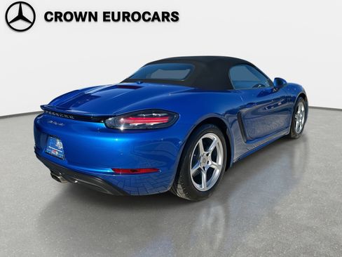 Used 2017 Porsche 718 Boxster image 10