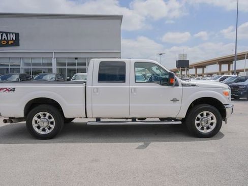 Used 2015 Ford F250 Lariat w/ Lariat Ultimate Package AWD/4WD image 4