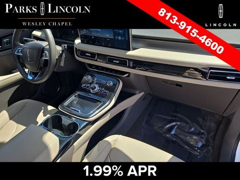 Certified 2022 Lincoln Nautilus FWD image 10